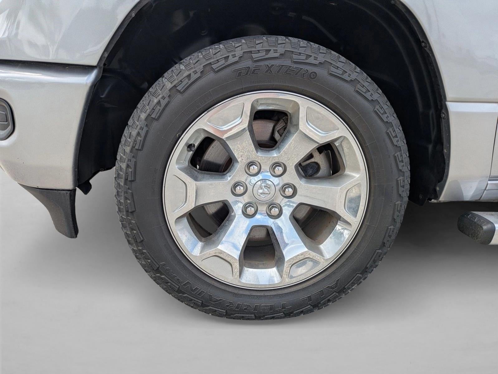 2022 RAM 1500 Lone Star 4x4 Crew Cab 5'7" Box