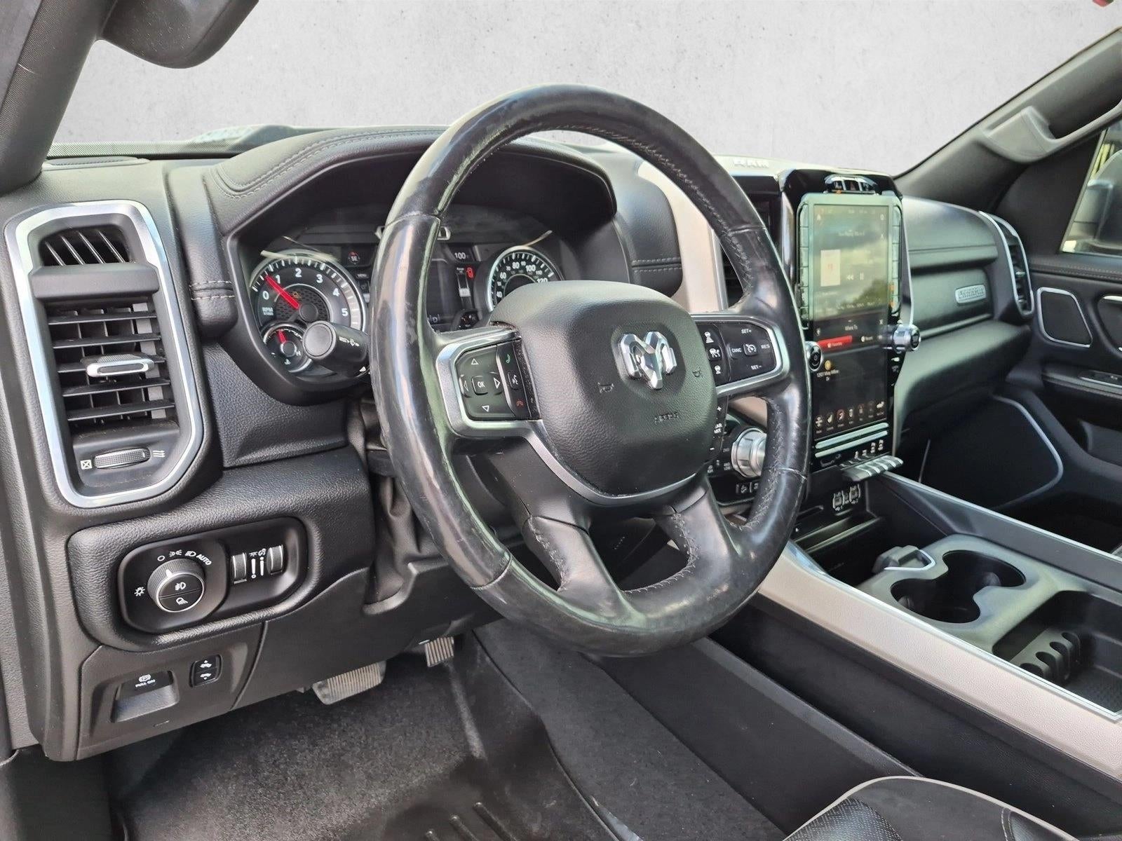 2019 RAM 1500 Laramie 4x4 Crew Cab 5'7" Box