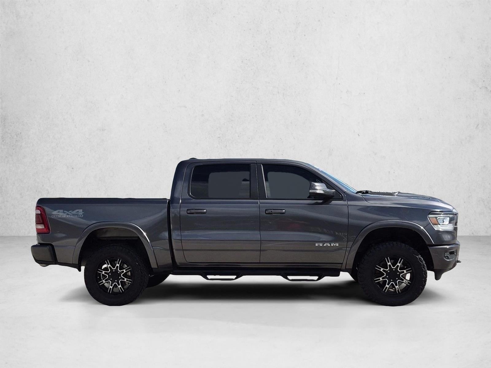 2019 RAM 1500 Laramie 4x4 Crew Cab 5'7" Box