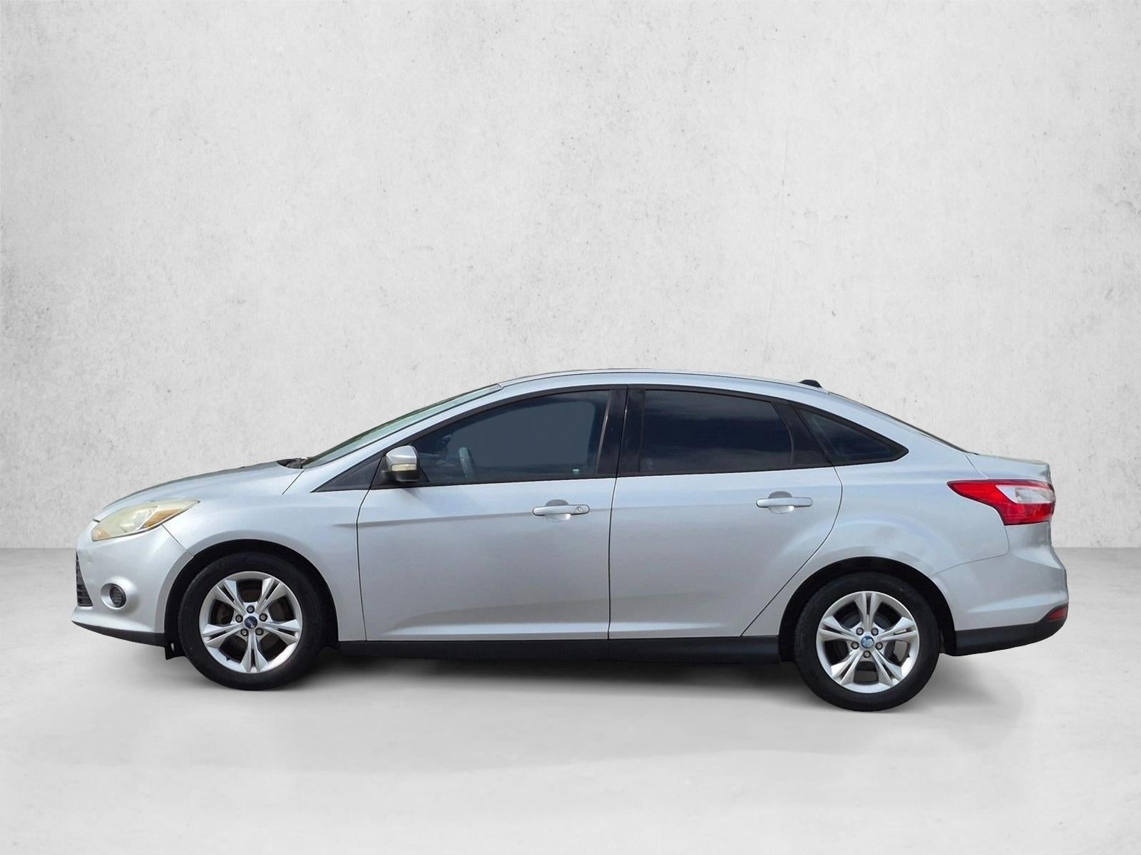 2013 Ford Focus 4dr Sdn SE