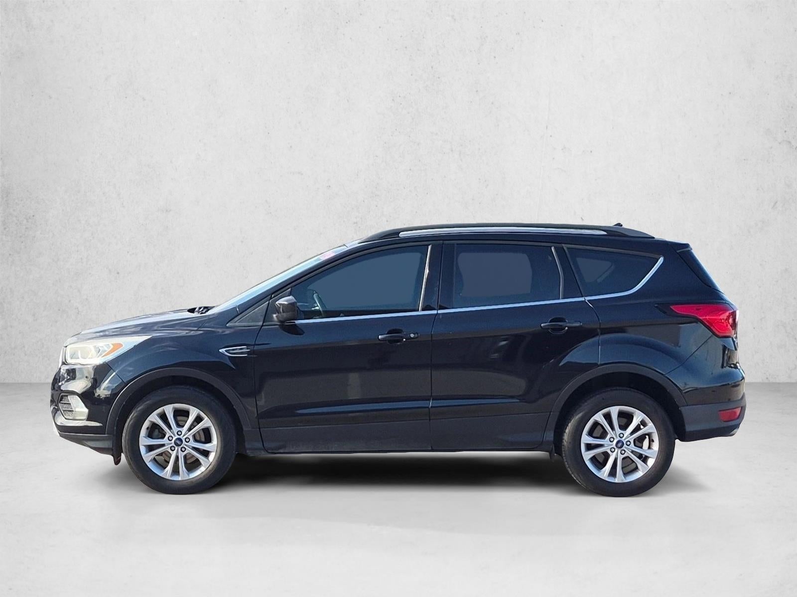 2019 Ford Escape SEL FWD