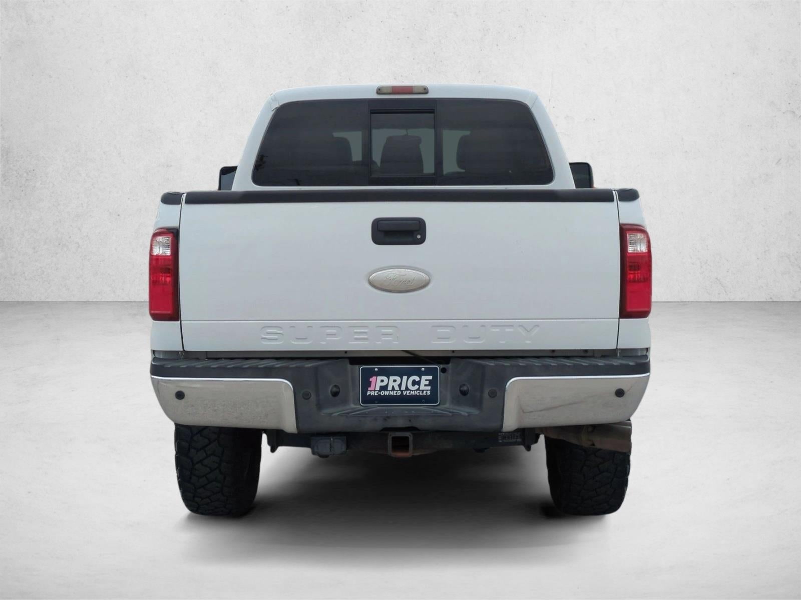 2012 Ford Super Duty F-250 SRW 4WD Crew Cab 6-3/4 Ft Box Lariat