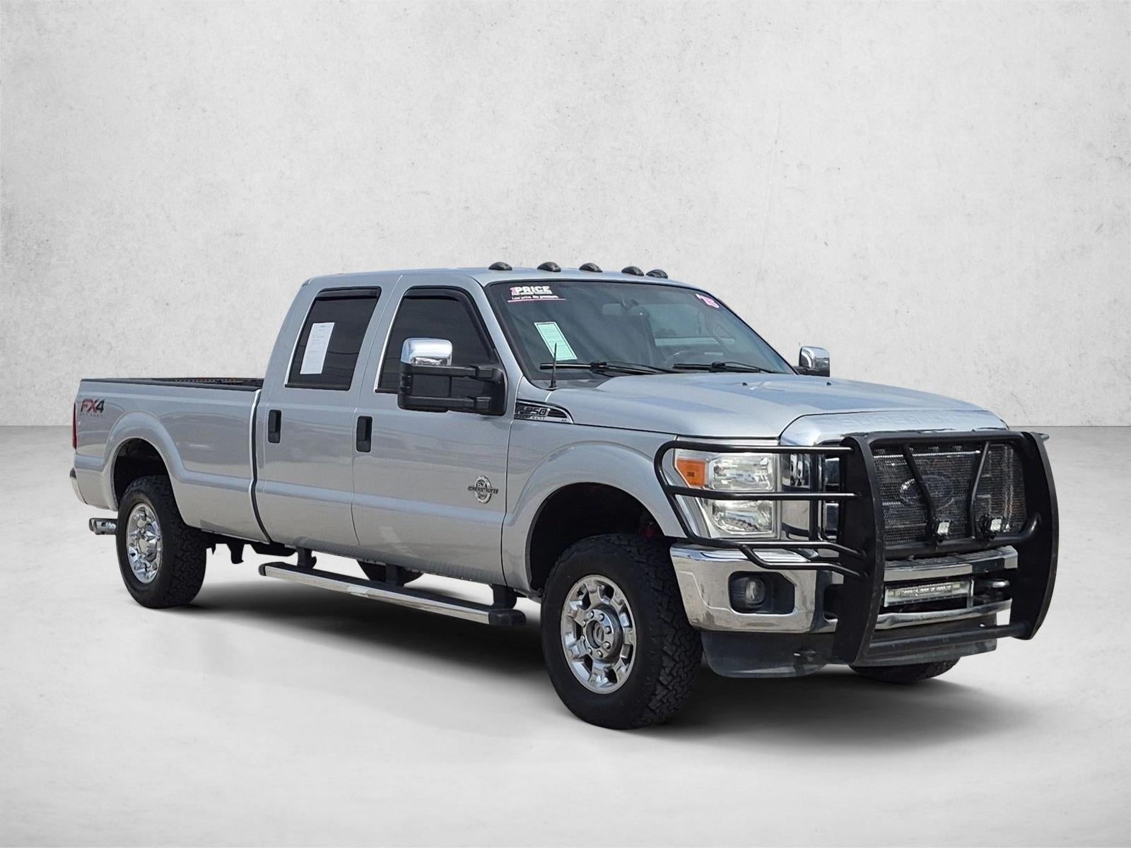 2015 Ford Super Duty F-250 SRW 4WD Crew Cab 6-3/4 Ft Box XLT
