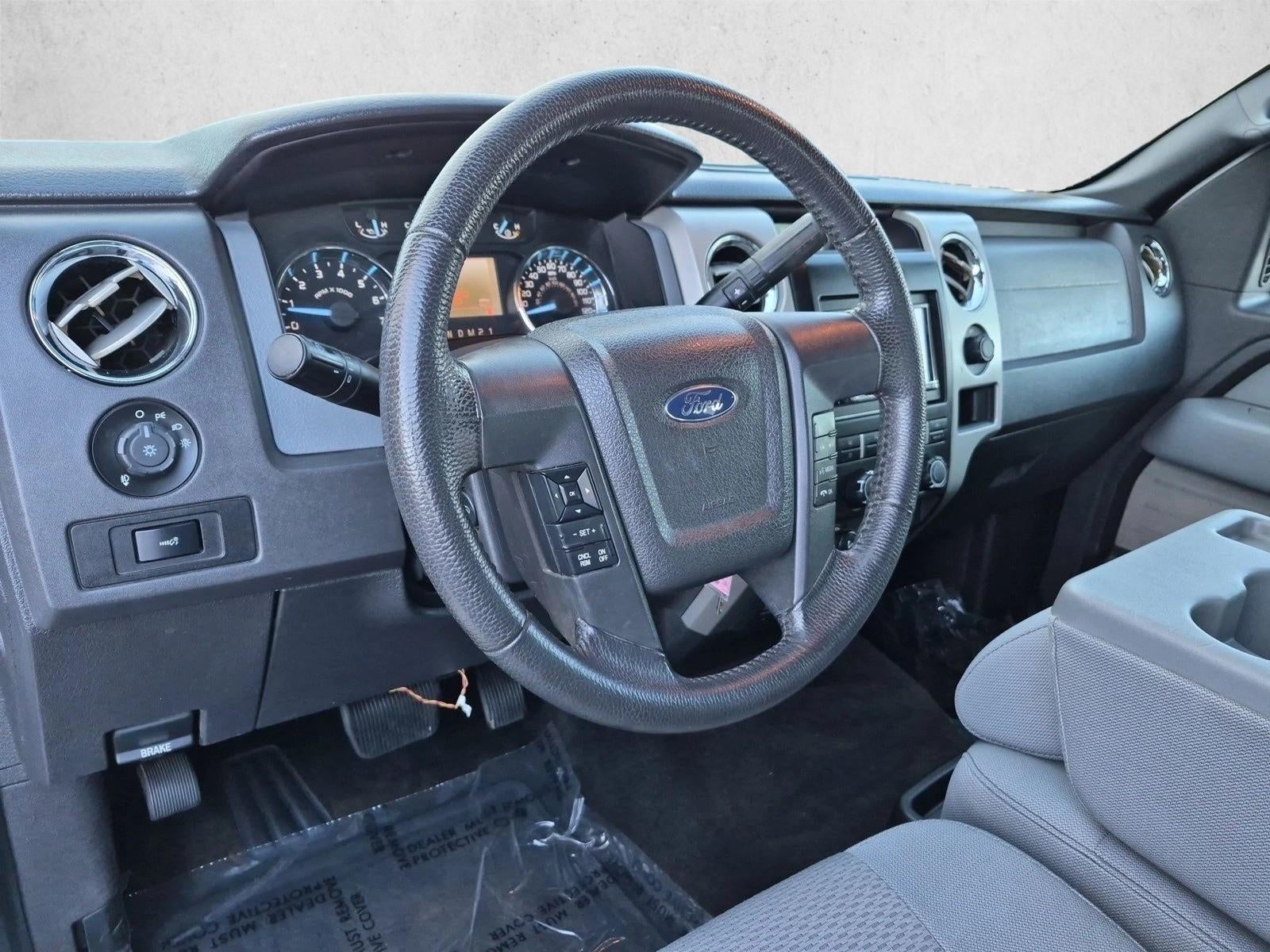 2011 Ford F-150 4WD SuperCrew 5-1/2 Ft Box XLT