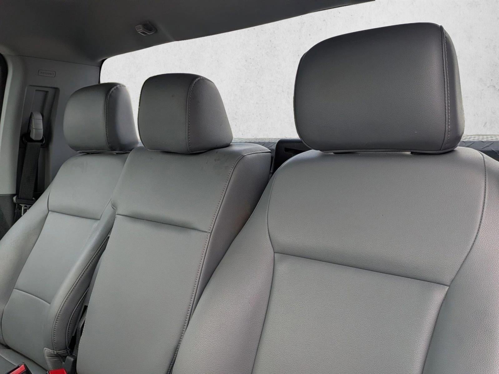 2022 Ford F-150 XL 2WD Reg Cab 6.5' Box