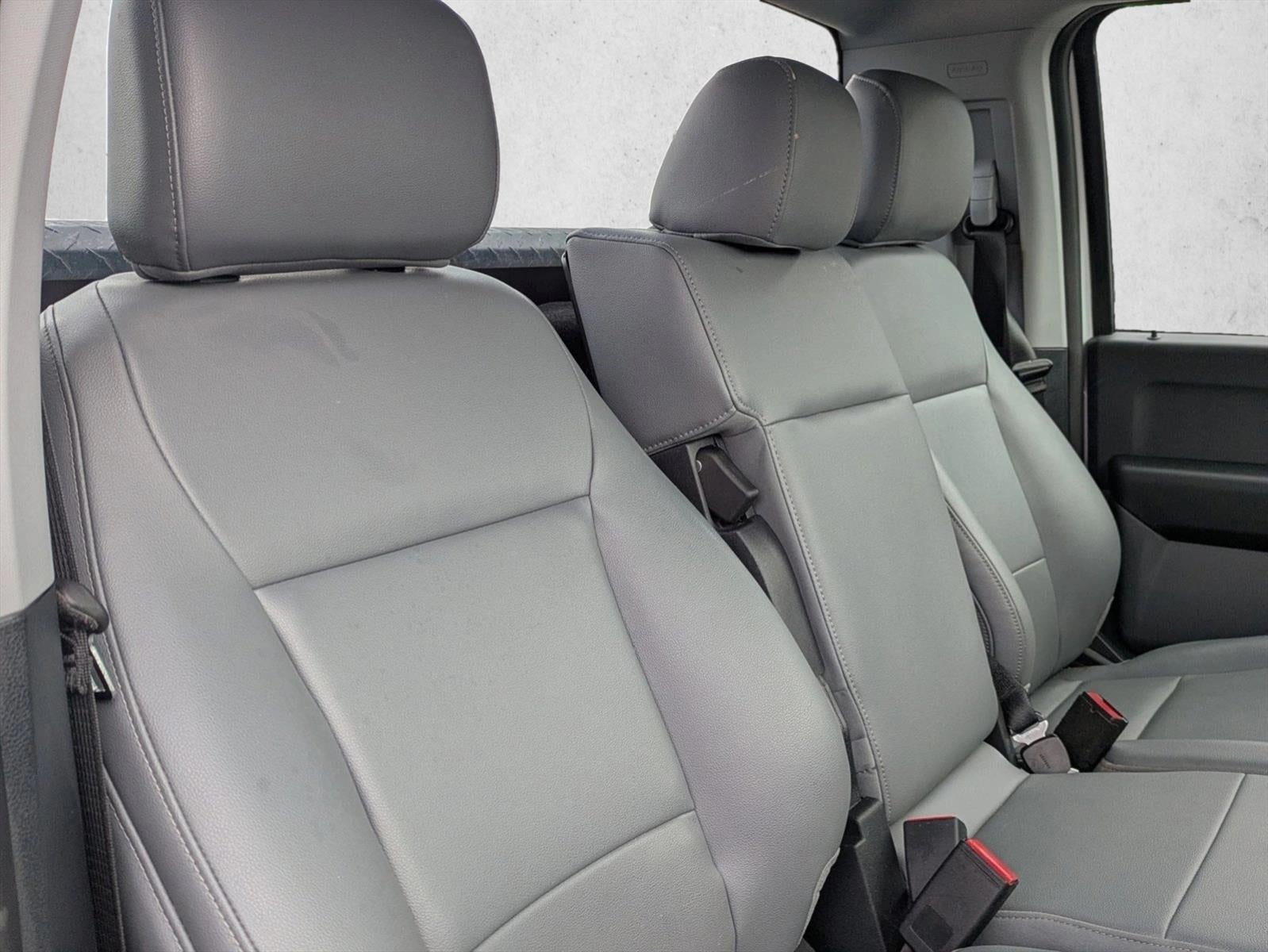 2022 Ford F-150 XL 2WD Reg Cab 6.5' Box