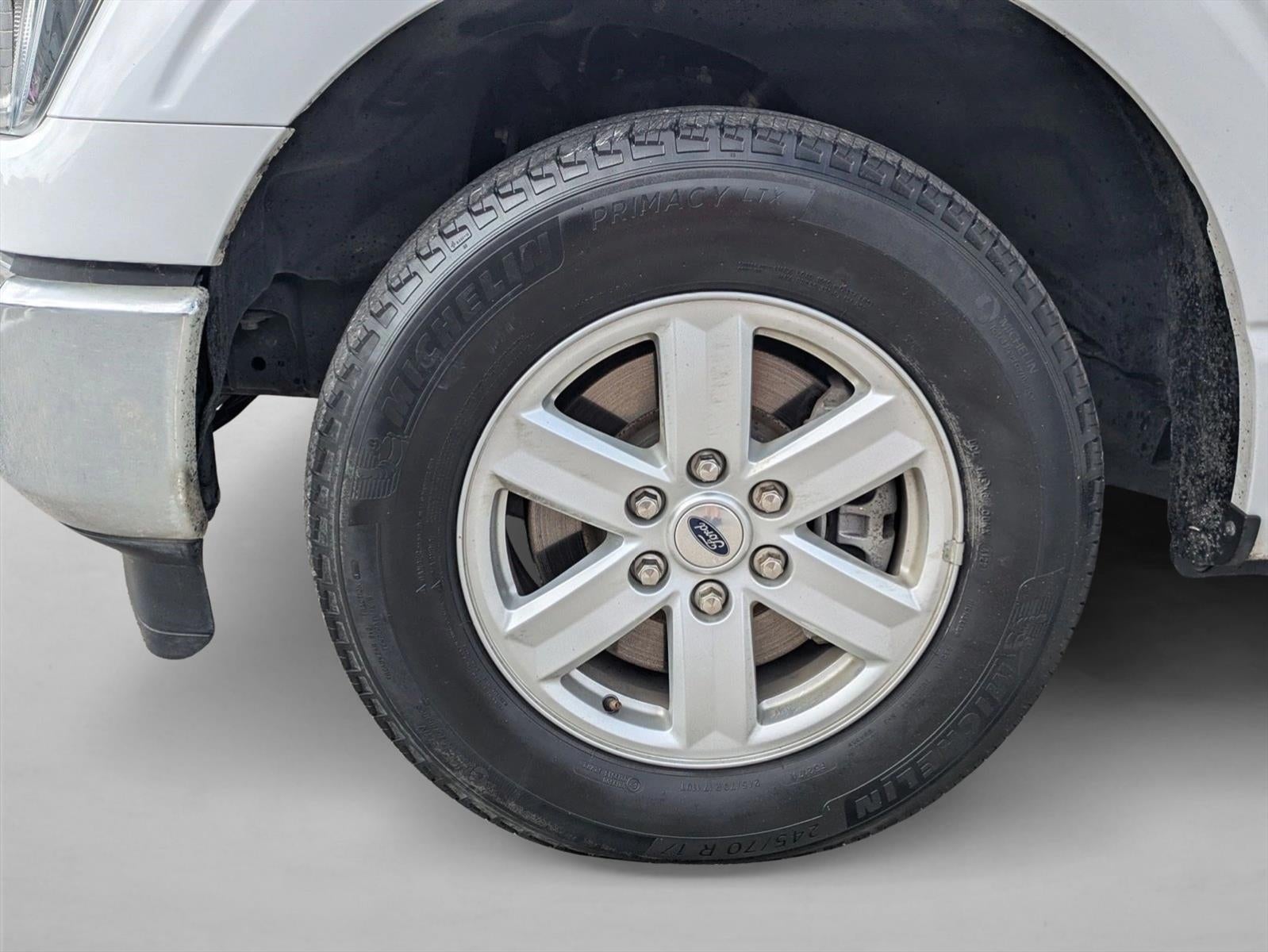 2022 Ford F-150 XL 2WD Reg Cab 6.5' Box