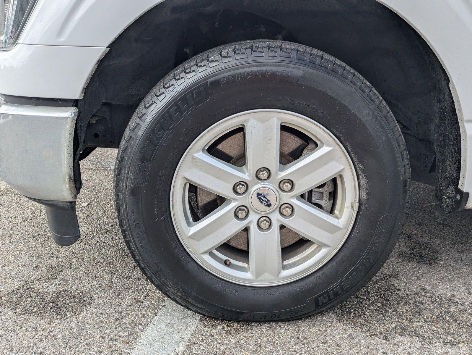 2022 Ford F-150 XL 2WD Reg Cab 6.5' Box