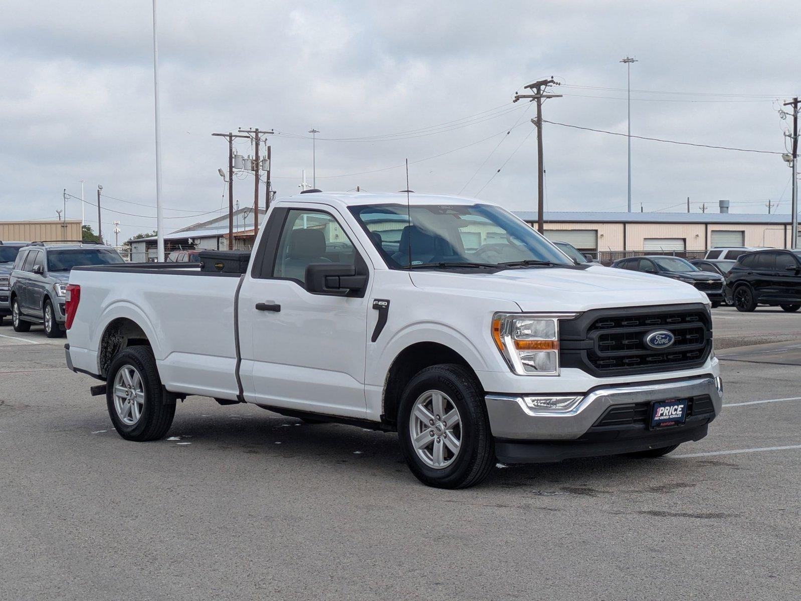 2022 Ford F-150 XL 2WD Reg Cab 6.5' Box