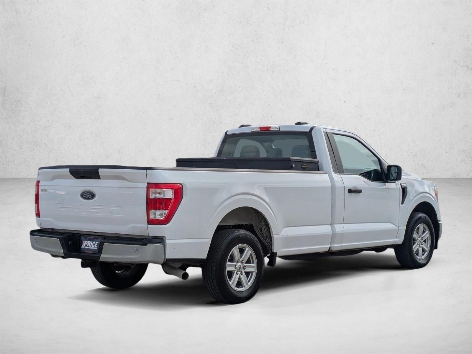 2022 Ford F-150 XL 2WD Reg Cab 6.5' Box