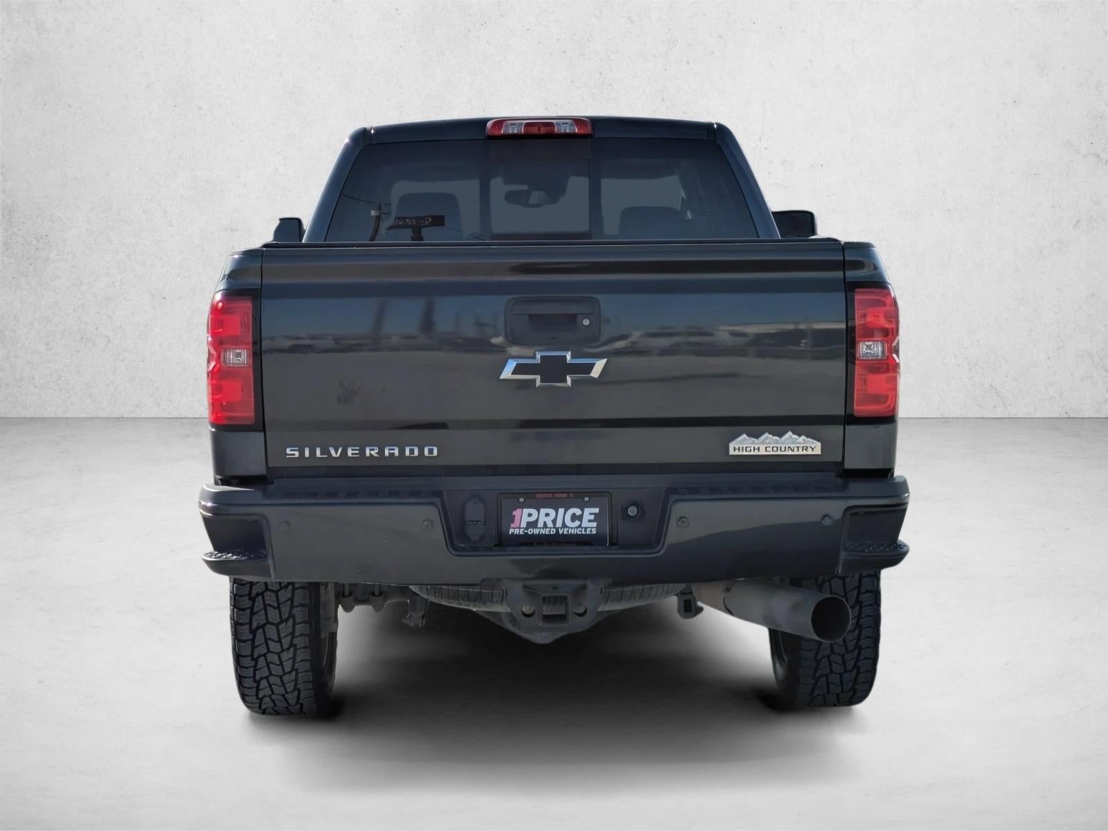 2018 Chevrolet Silverado 2500 HD Crew Cab Standard Box 4-Wheel Drive High Country