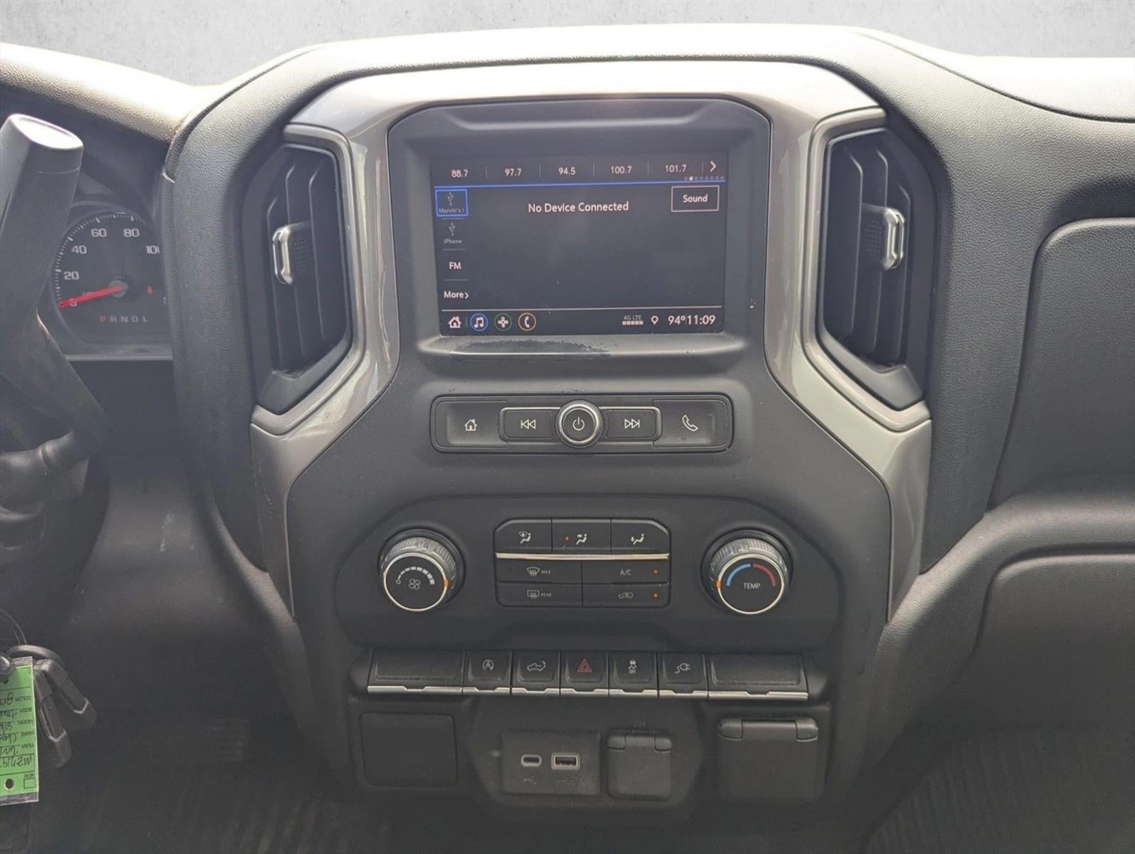 2021 Chevrolet Silverado 1500 Crew Cab Short Box 4-Wheel Drive Custom