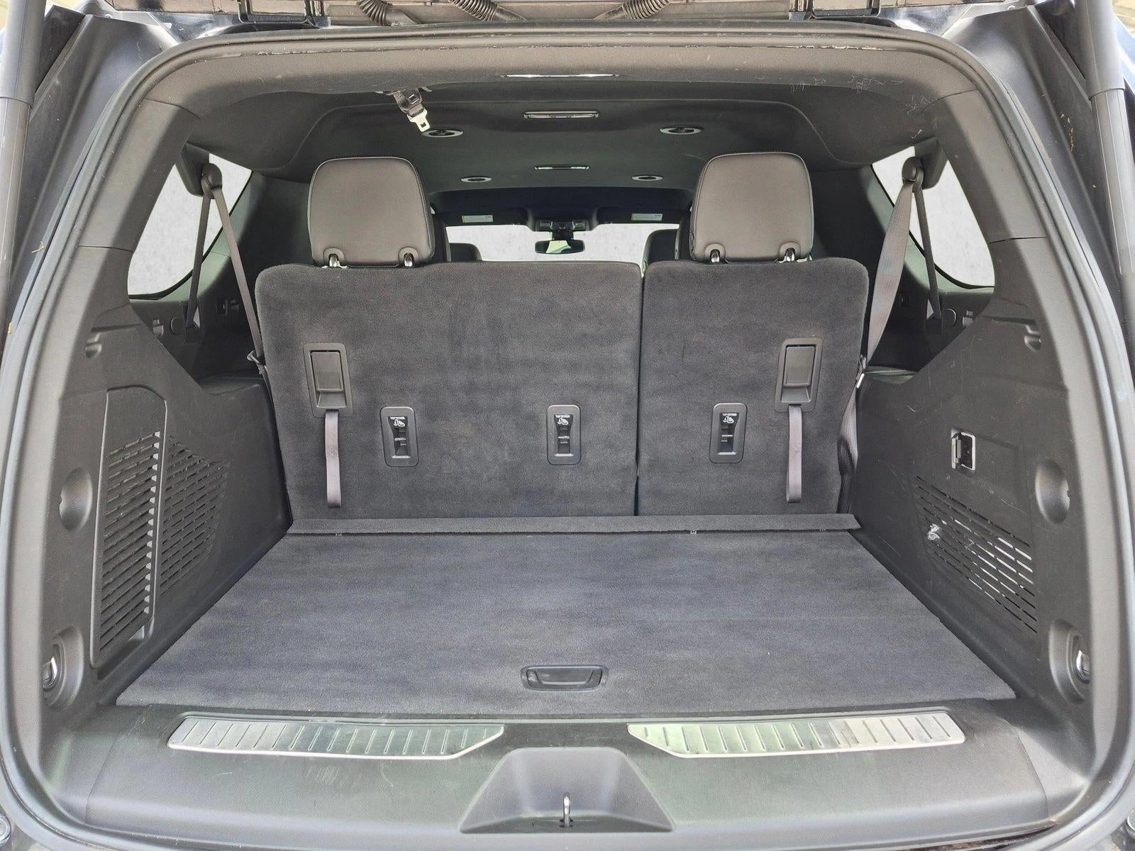 2022 Chevrolet Suburban 2WD RST