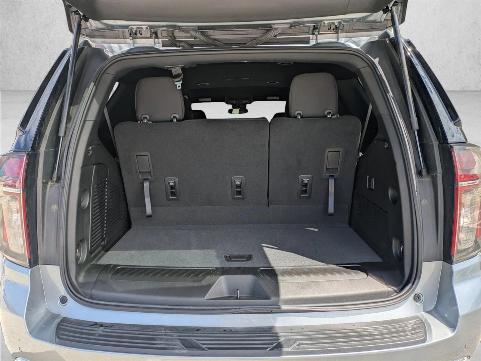 2023 Chevrolet Tahoe 2WD LS