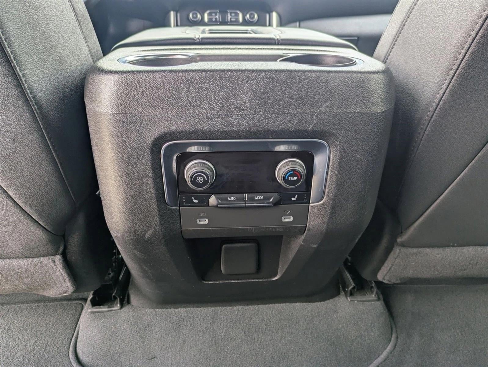 2022 Chevrolet Suburban 4WD Z71