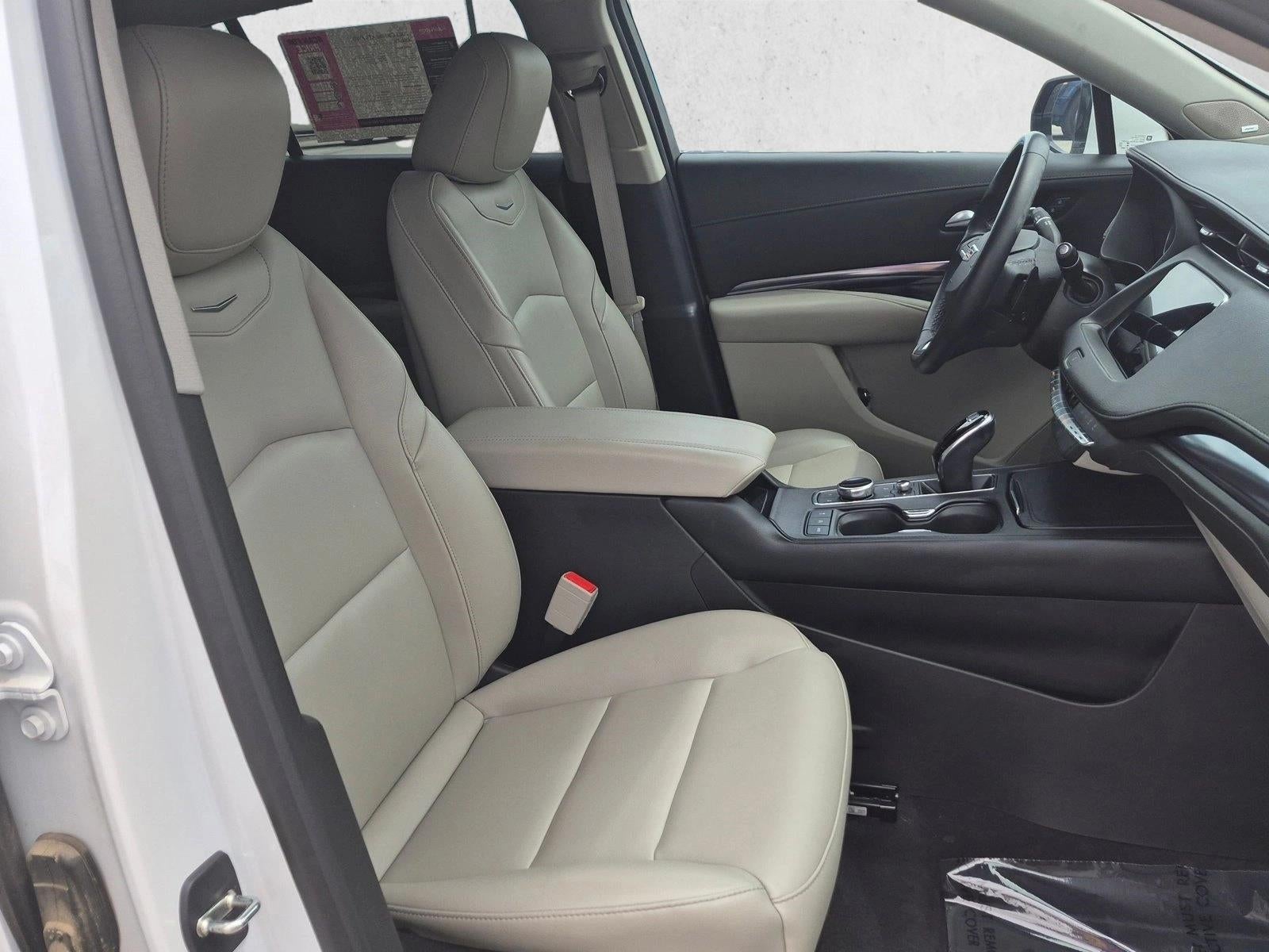 2023 Cadillac XT4 FWD 4dr Luxury