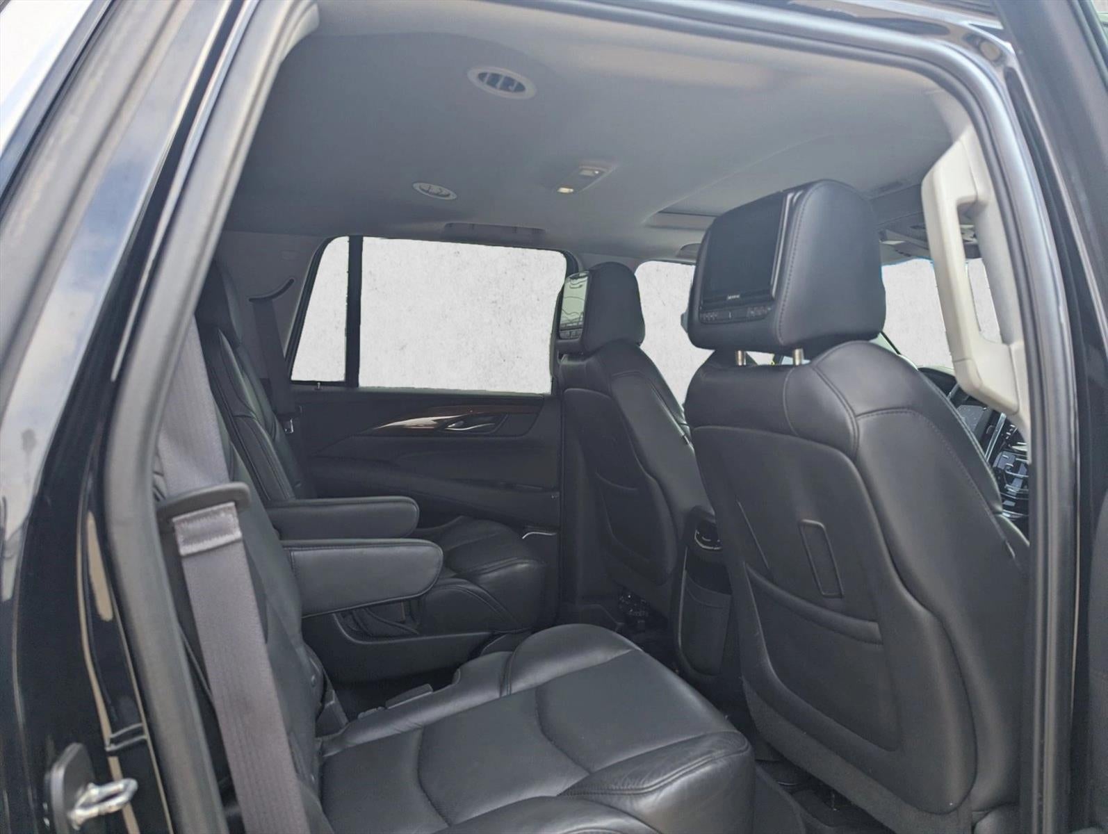 2017 Cadillac Escalade RWD Luxury