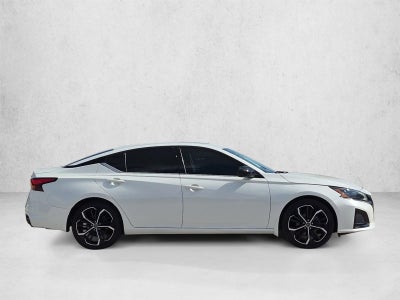 2024 Nissan Altima 2.5 SR Sedan