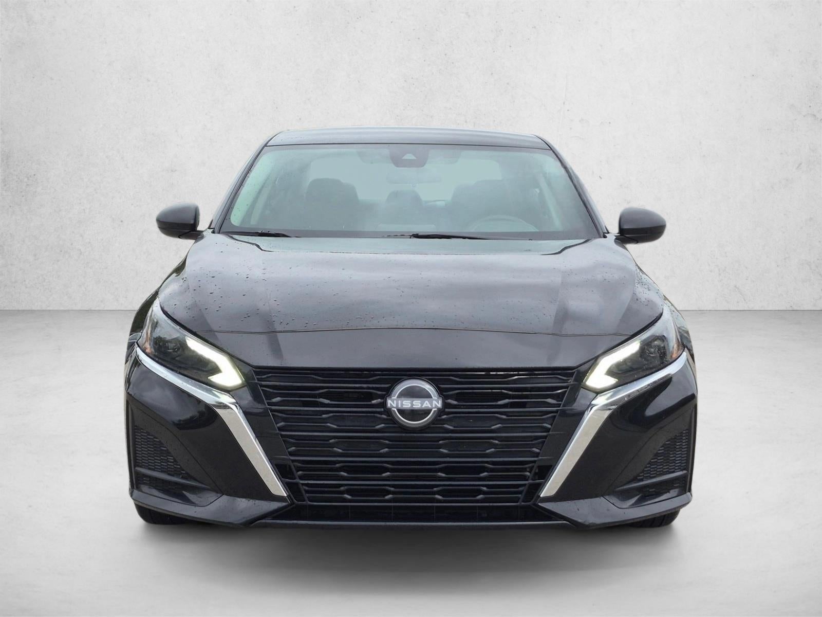 2024 Nissan Altima 2.5 SV Sedan