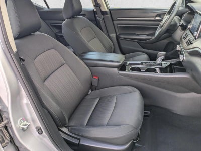 2024 Nissan Altima 2.5 SV Sedan