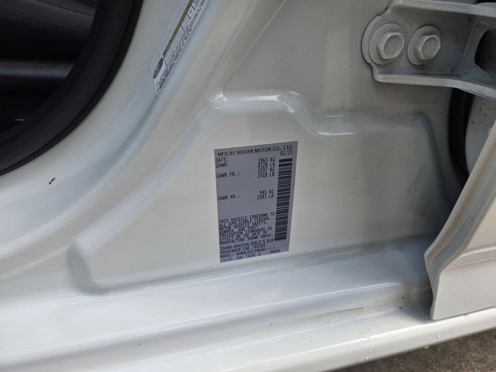 2025 Nissan Altima SV FWD