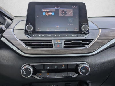 2024 Nissan Altima 2.5 SV Sedan