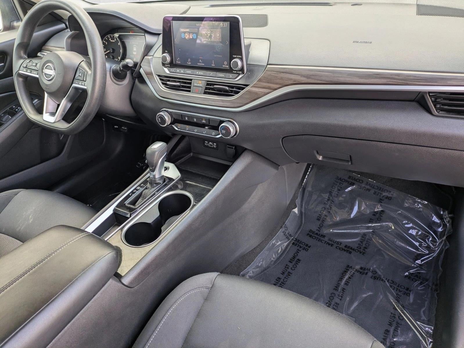 2024 Nissan Altima 2.5 SV Sedan