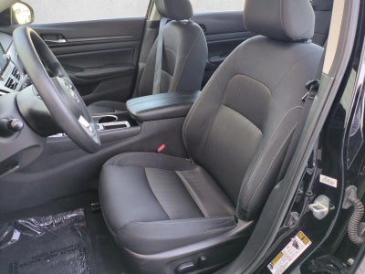 2024 Nissan Altima 2.5 SV Sedan