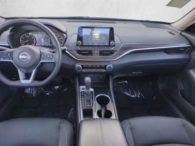 2024 Nissan Altima 2.5 SV Sedan