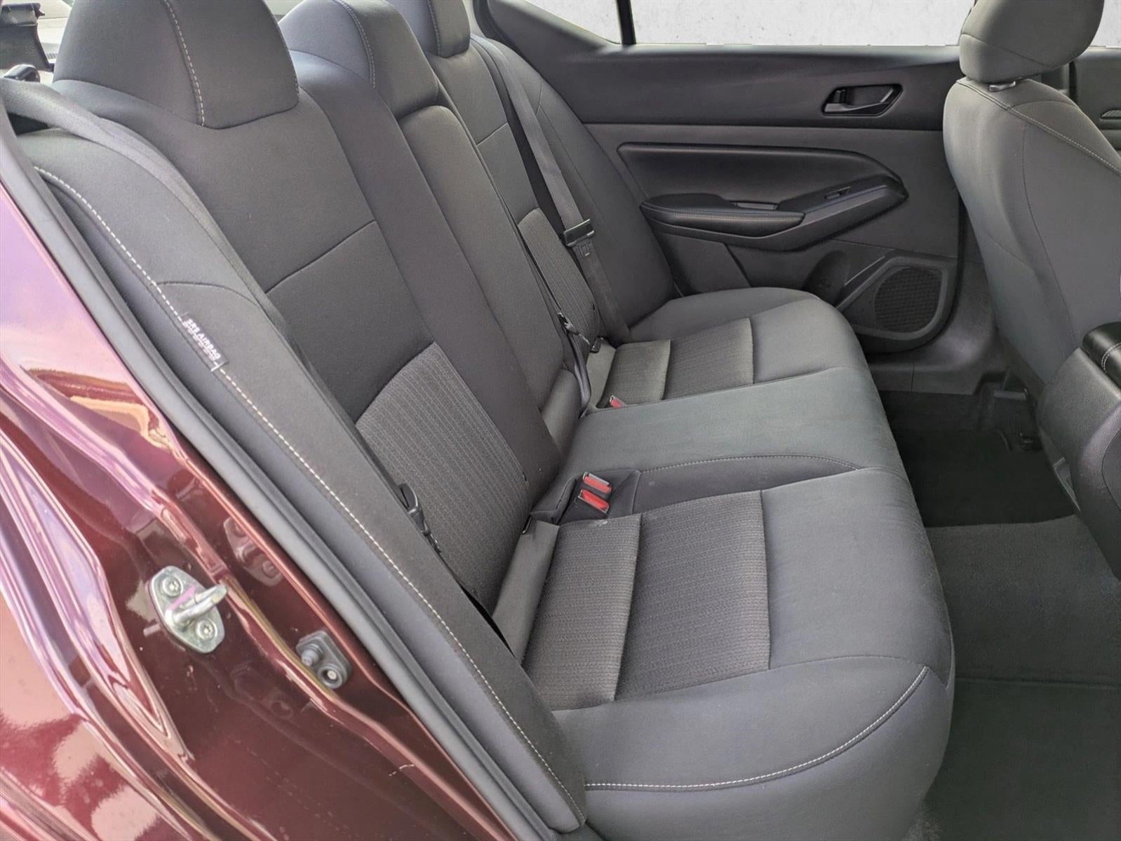 2024 Nissan Altima 2.5 SV Sedan