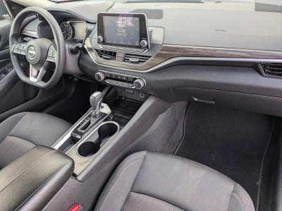 2024 Nissan Altima 2.5 SV Sedan