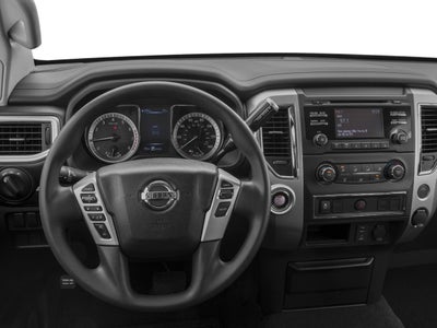 2017 Nissan Titan 4x4 Crew Cab SV