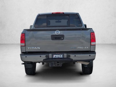 2014 Nissan Titan 4WD Crew Cab Short Bed PRO-4X