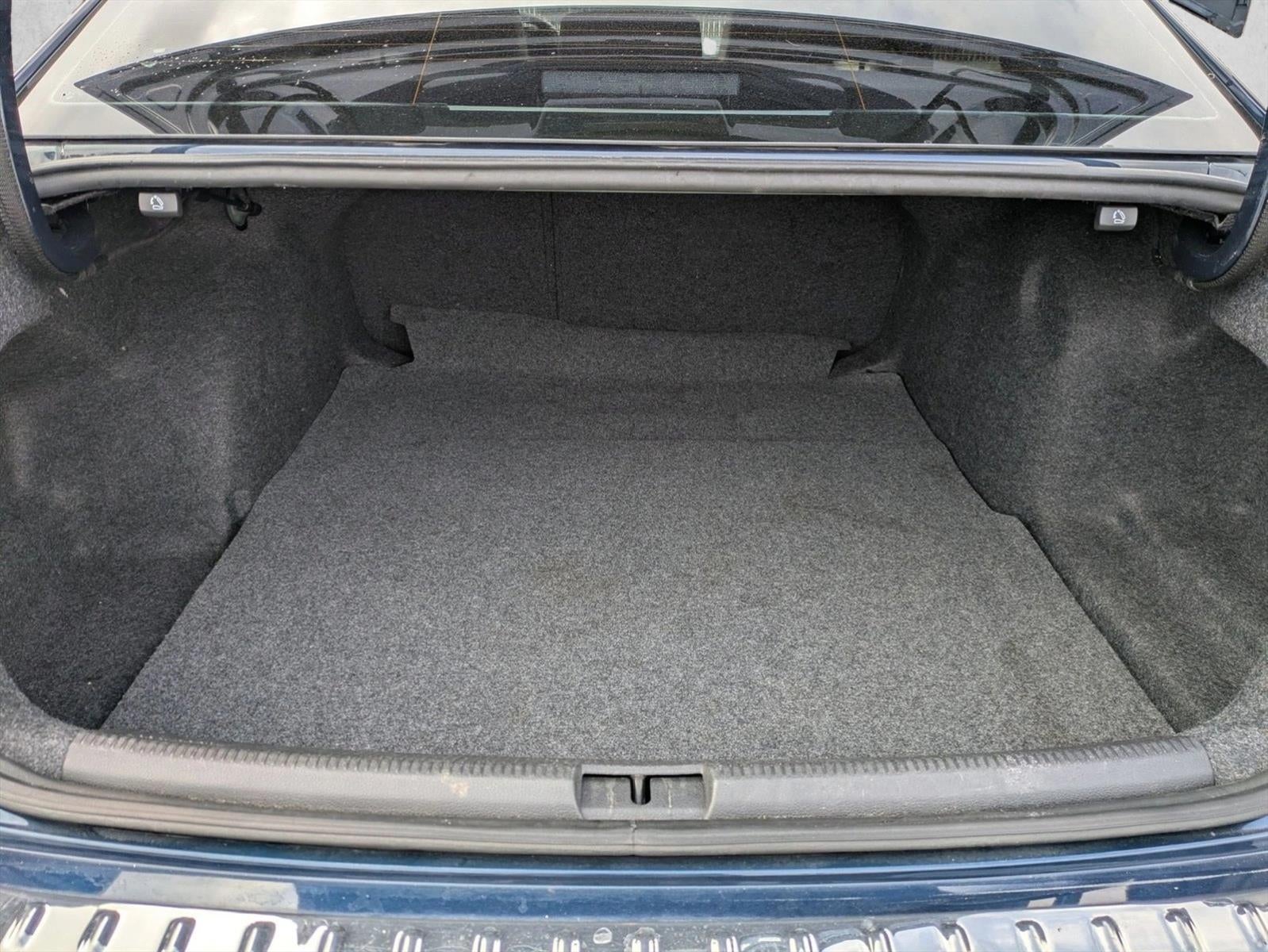 2022 Volkswagen Passat 2.0T SE Auto