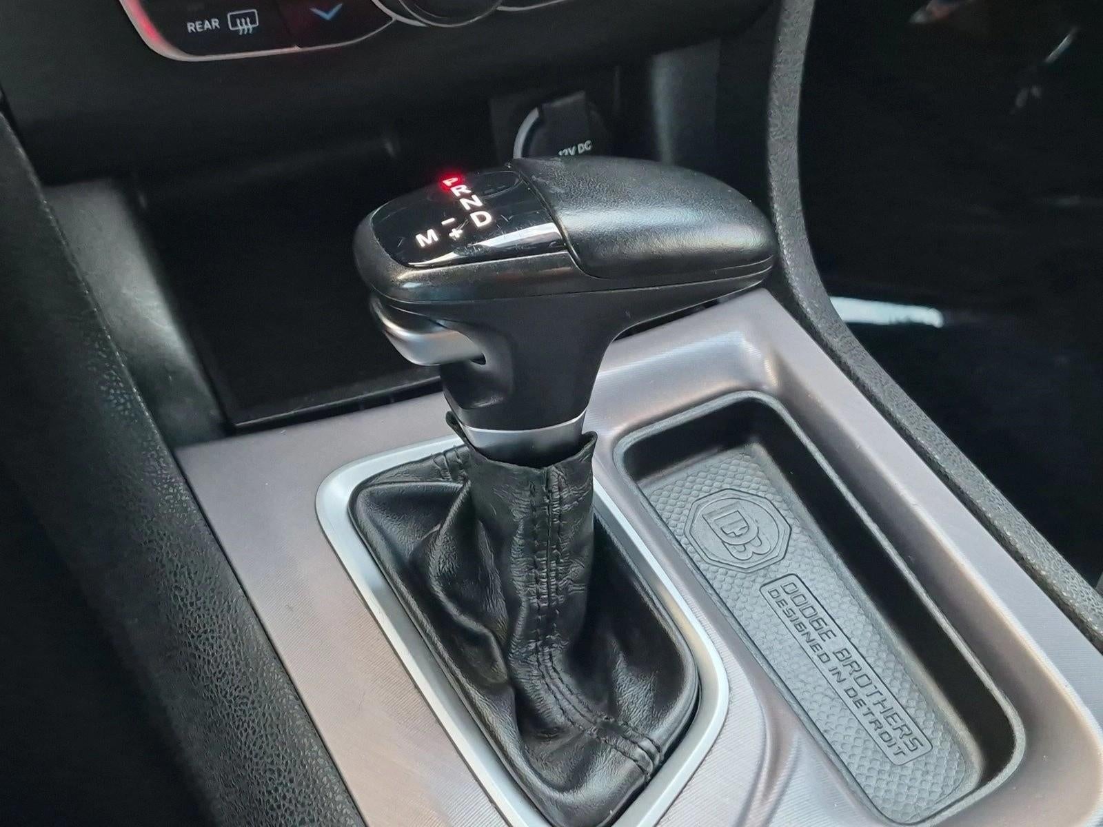 2022 Dodge Charger SXT RWD