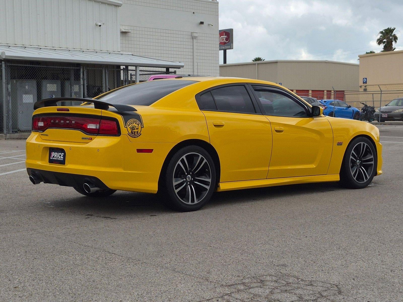 2012 Dodge Charger 4dr Sdn SRT8 Super Bee RWD