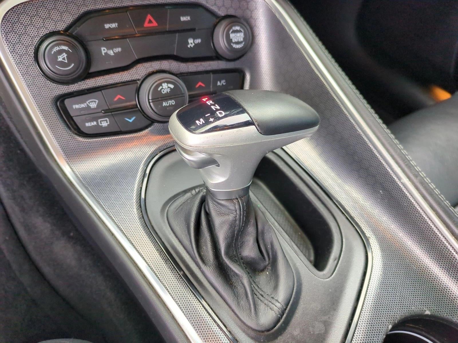 2016 Dodge Challenger 2dr Cpe SXT Plus