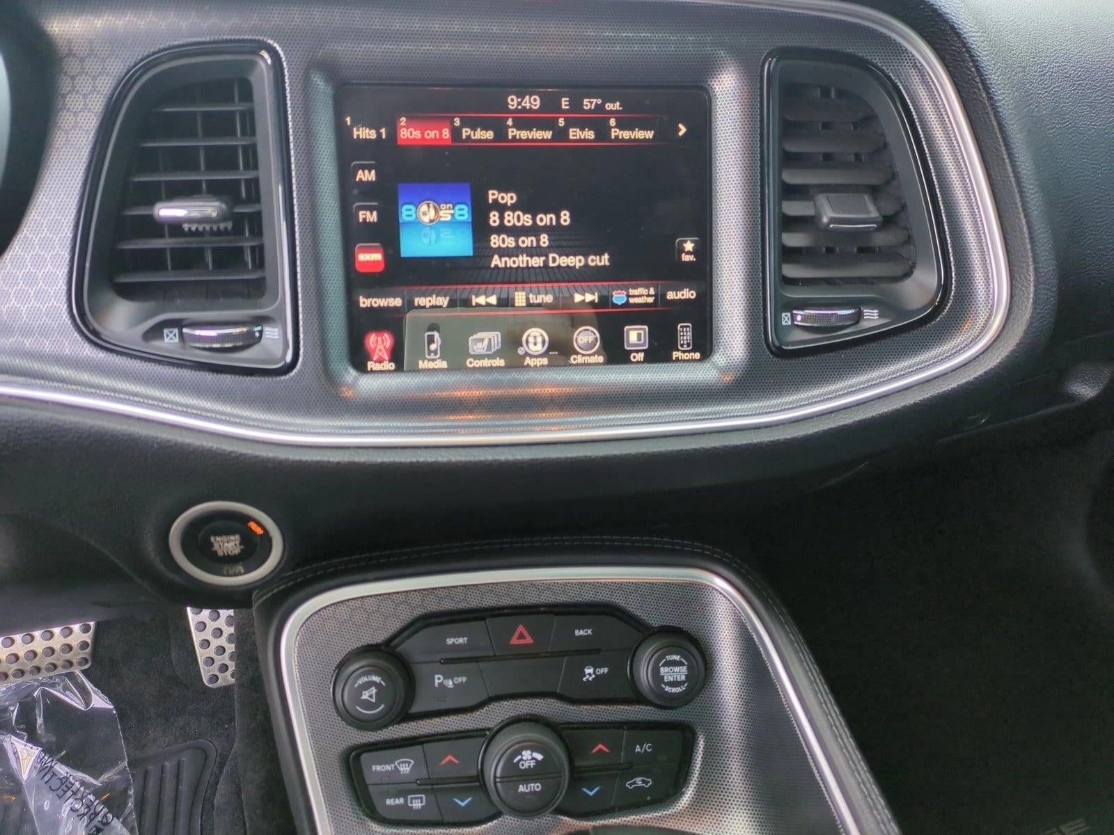 2016 Dodge Challenger 2dr Cpe SXT Plus