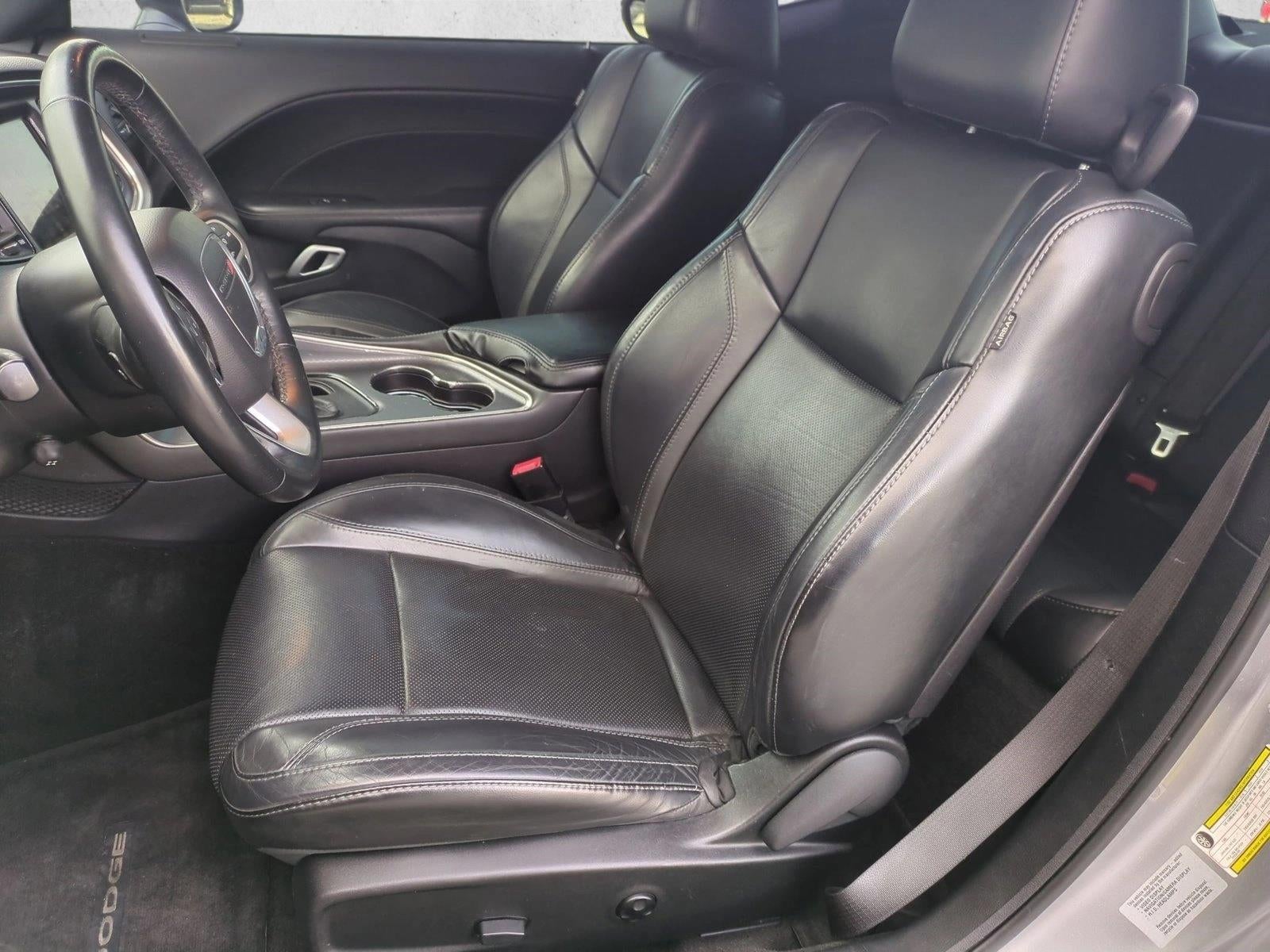 2016 Dodge Challenger 2dr Cpe SXT Plus