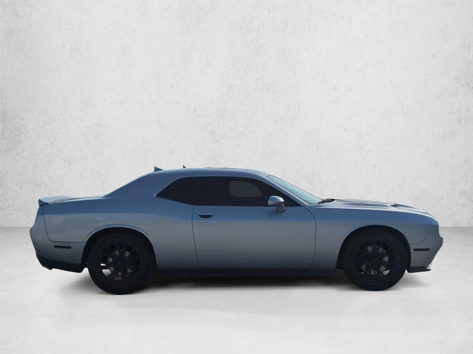 2016 Dodge Challenger 2dr Cpe SXT Plus