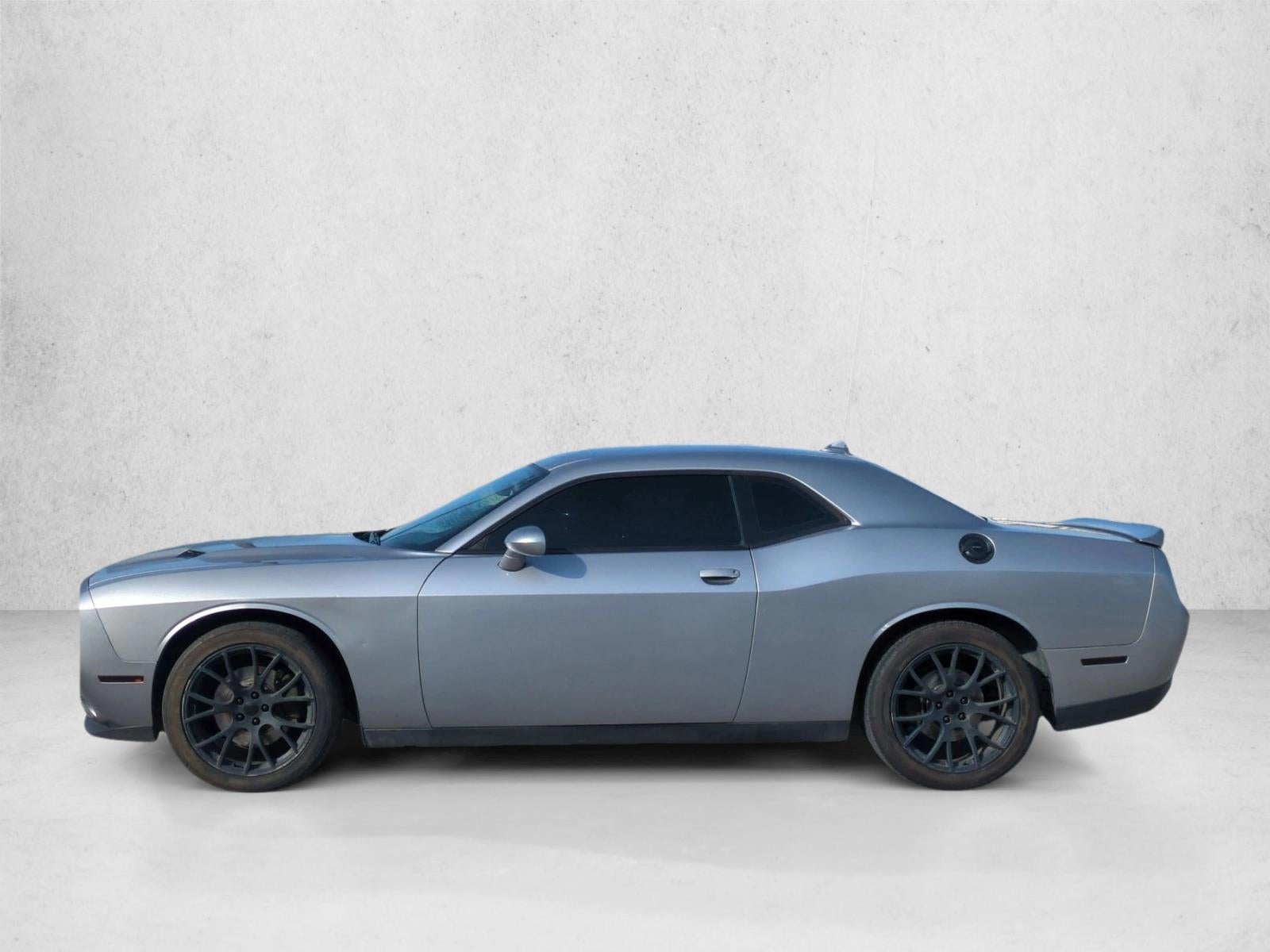 2016 Dodge Challenger 2dr Cpe SXT Plus