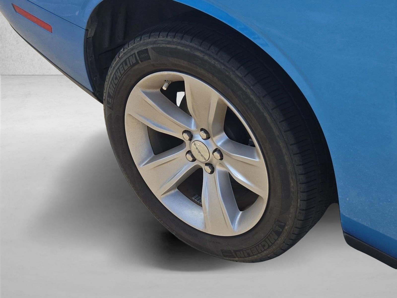 2023 Dodge Challenger SXT RWD