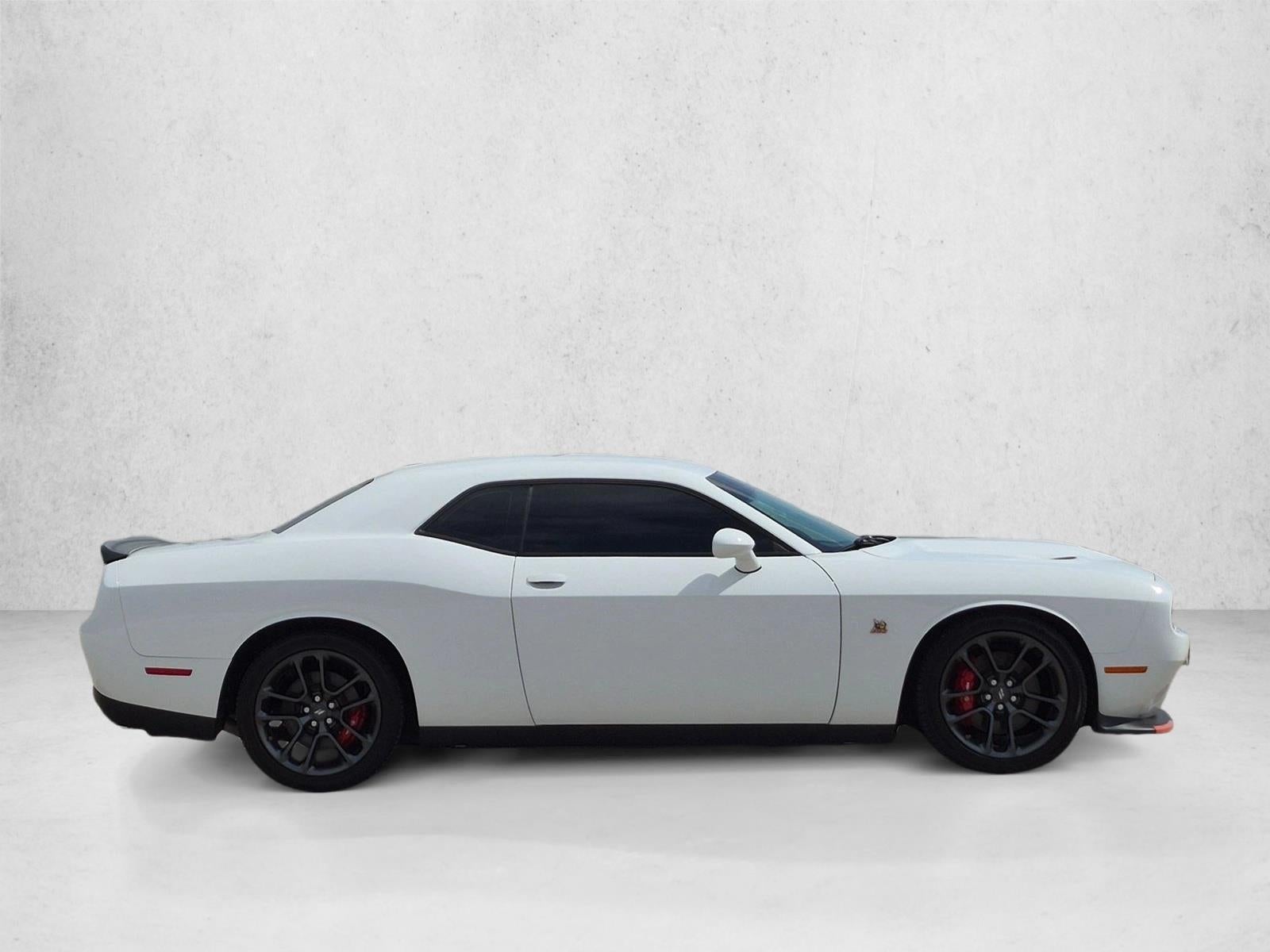 2022 Dodge Challenger R/T Scat Pack RWD