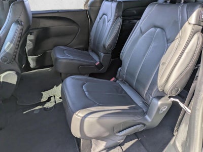 2021 Chrysler Pacifica Touring L FWD