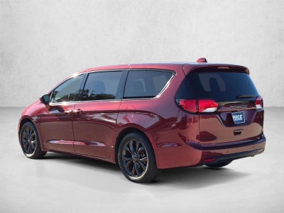 2018 Chrysler Pacifica Touring Plus FWD