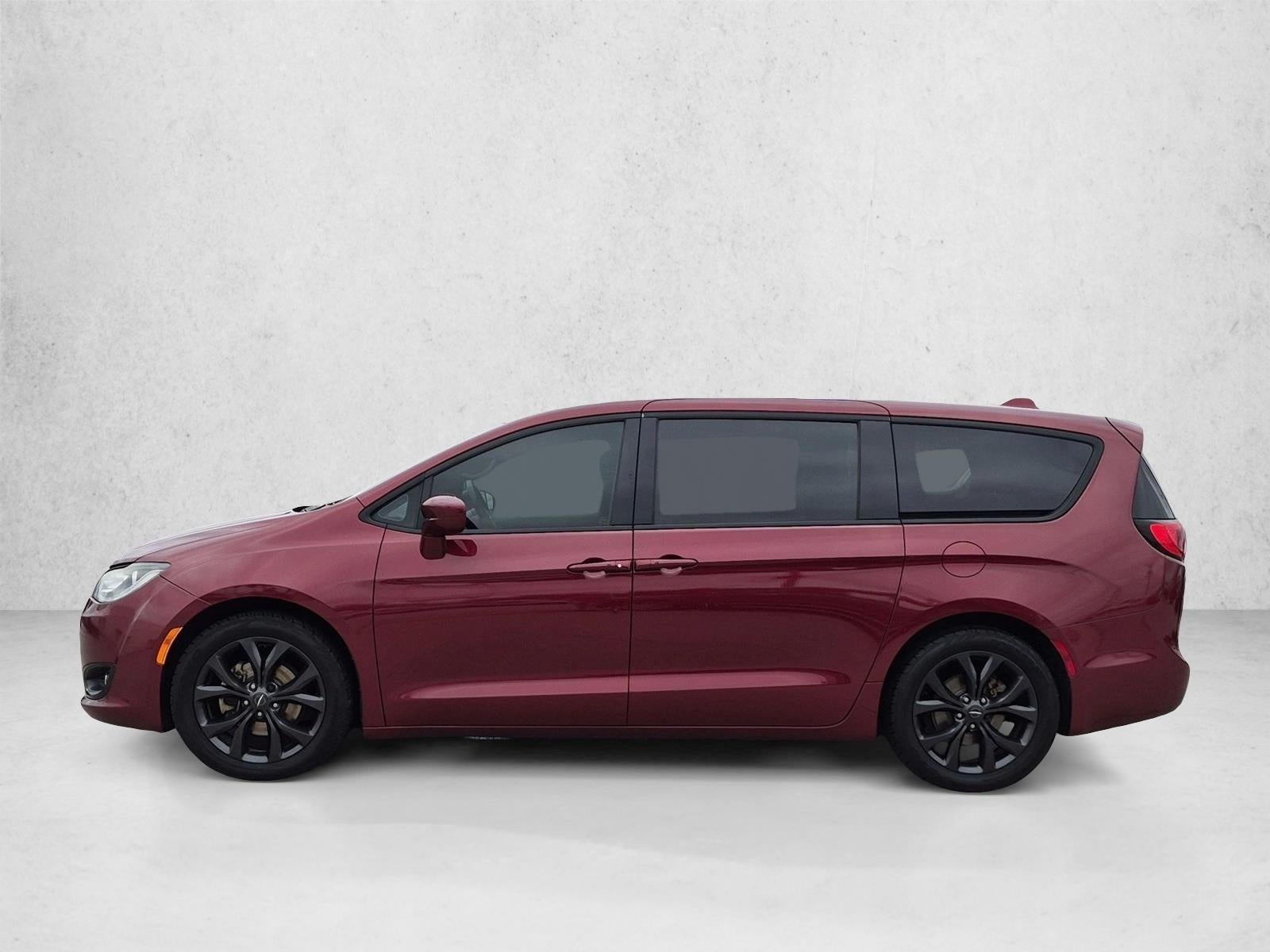2018 Chrysler Pacifica Touring Plus FWD