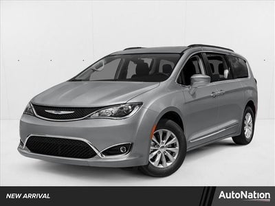 2018 Chrysler Pacifica Limited FWD