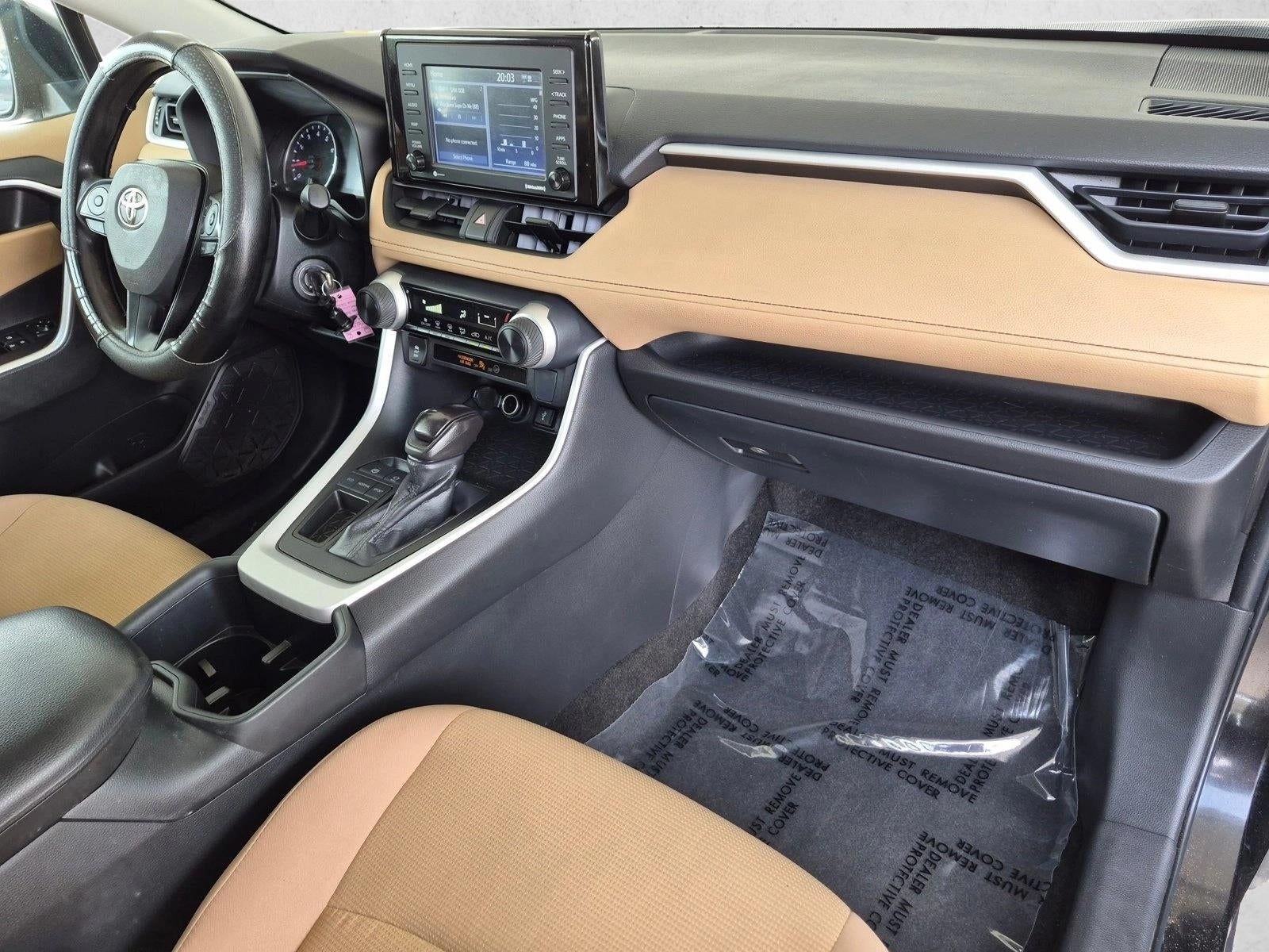 2022 Toyota RAV4 LE FWD (GS)
