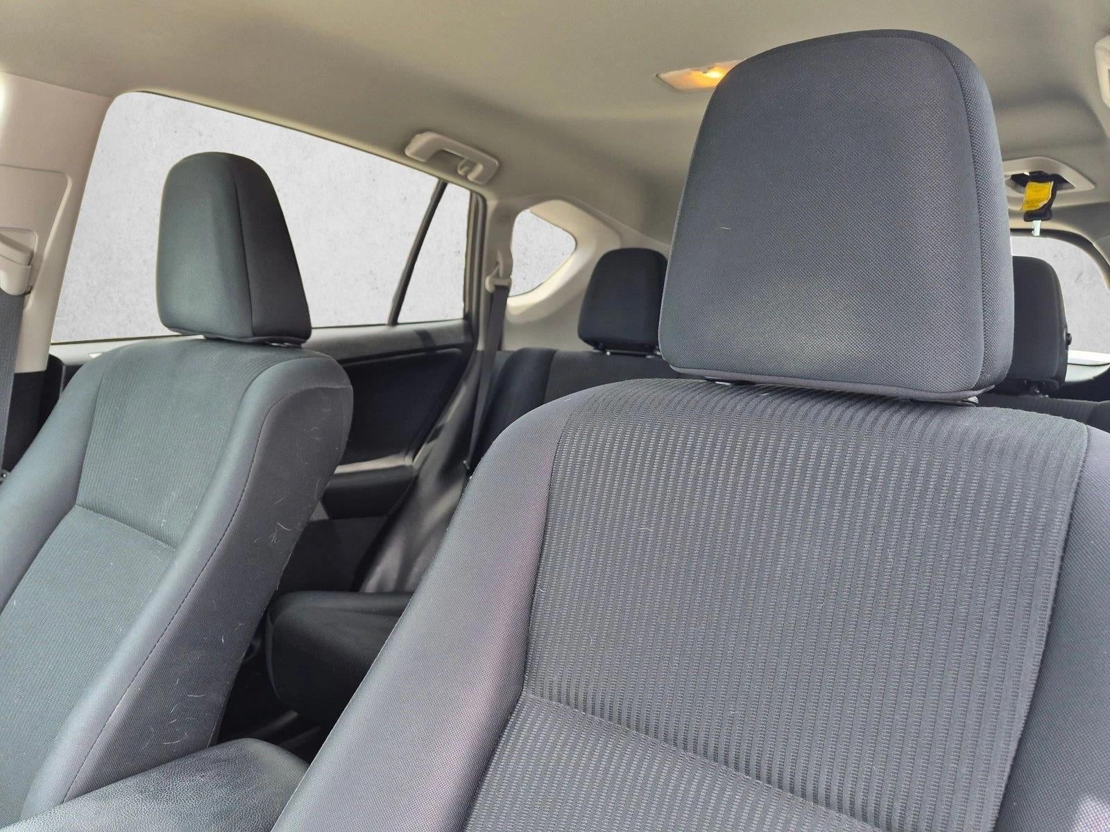 2017 Toyota RAV4 LE FWD (GS)