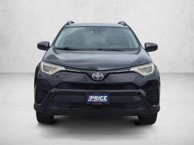 2017 Toyota RAV4 LE FWD (GS)